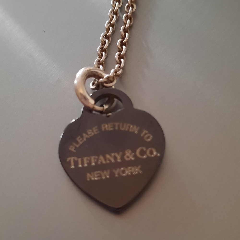 Tiffany & Co Return black heart tag necklace